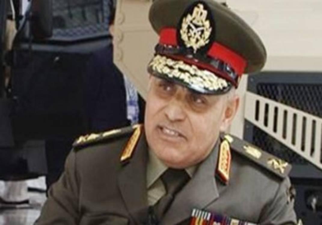 صدقي صبحي يؤكد مساندة الجيش للسيسي في تنفيذ “تنمية المجتمع المدني”