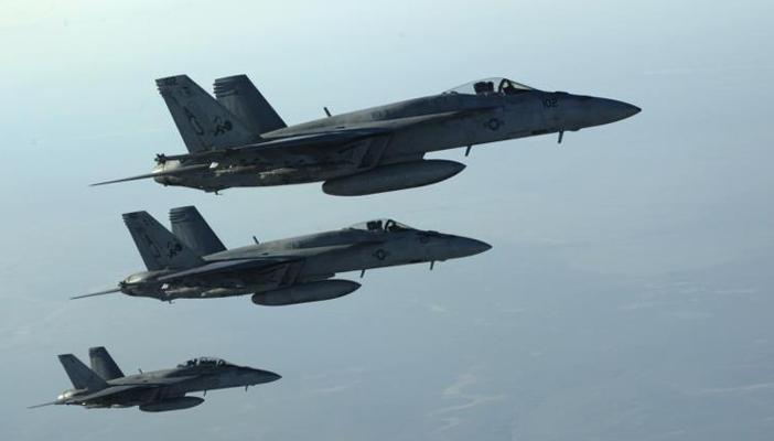 طيران التحالف يقتل سبعة من” تنظيم الدولة ” شمال العراق