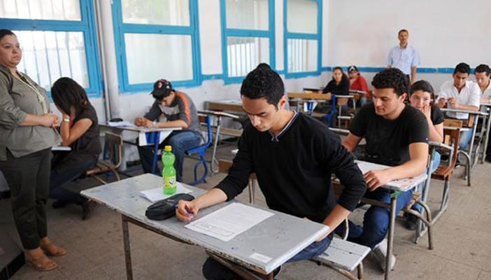 وزير التعليم يحذر طلاب الثانوية من الغش الالكتروني