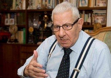 تأييد غلق المواقع وبلاغات ضد الصحفيين..هل تخلى شيوخ المهنة عن زملائهم؟