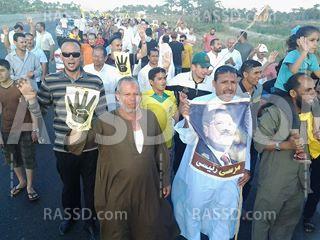 سلسلة بشرية رافضة للانقلاب ببلطيم