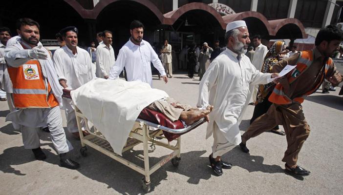 مقتل 10 أشخاص بتفجيرين منفصلين شمال غرب باكستان