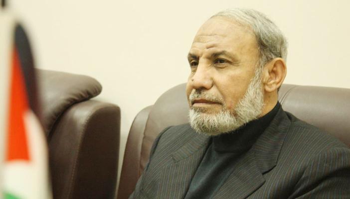 الزهار لـ”رصد”: وعود مصرية بتسهيلات..ورفع الحصار مقابل وقف إطلاق النار