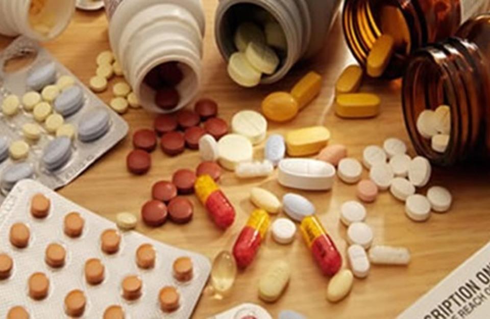 بسبب “مناقصات الصحة”.. زيادة جديدة في أسعار الأدوية على الأبواب