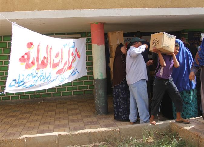 بالصور.. كراتين المخابرات العامة الرمضانية تصل بني سويف