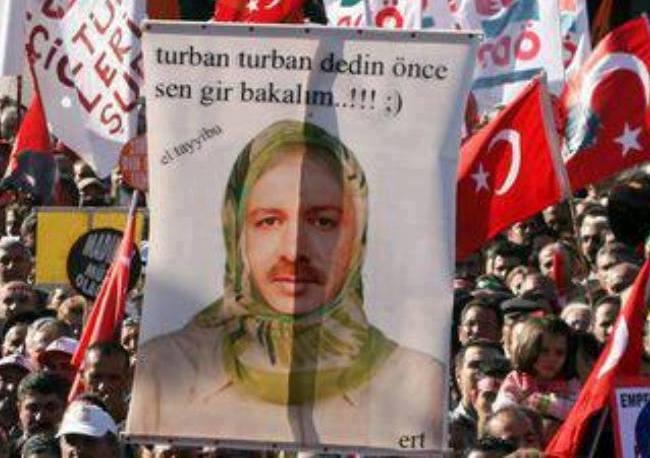 فرنسا تطالب أردوغان بضبط النفس وعدم قمع التظاهرات