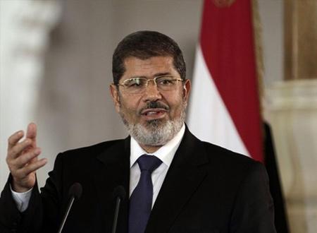 “تمرد” تتهم “مرسي” و”بديع” بالتحريض على حرق مقرها بالقاهرة