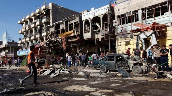 مقتل 17 عراقيا في قصف للجيش بالموصل وتفجير بديالي