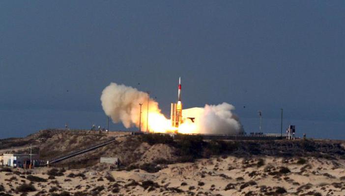 إسرائيل تجري تجارب إشعاعية خشية تطور البرنامج النووي لإيران