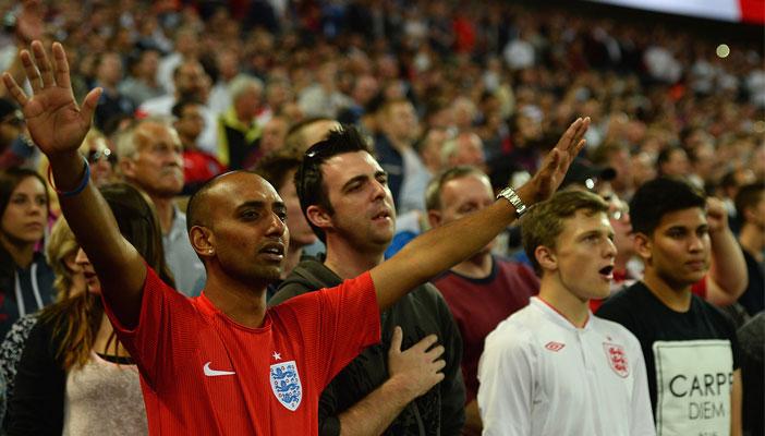 بالصور.. لاعبون فاجأهم الموت داخل المستطيل الأخضر