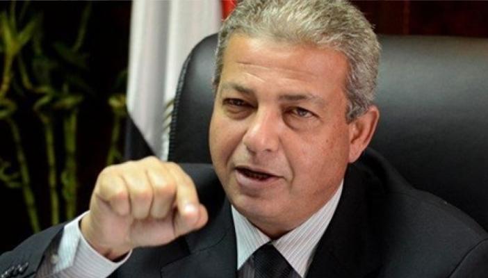 وزير الرياضة يدرس حضور أفراد الجيش والشرطة لمباراة مصر وتنزانيا