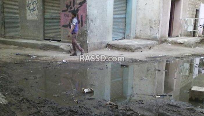 في بني سويف.. المياه الجوفية تغرق شوارع بني عدي وسط تجاهل المسؤولين