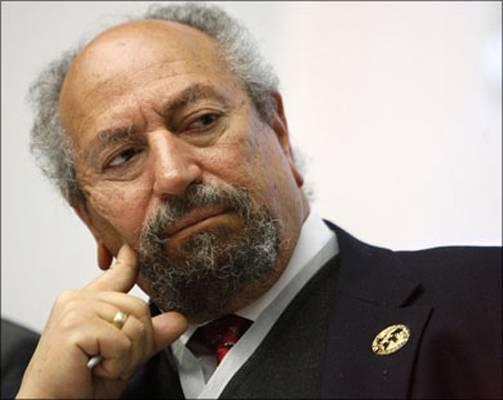 سعد الدين  إبراهيم : توسطي للإخوان لدى أمريكا “مثير للضحك”