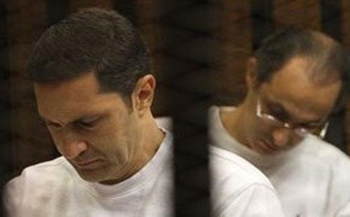 النيابة: لن يتم الإفراج عن علاء وجمال مبارك