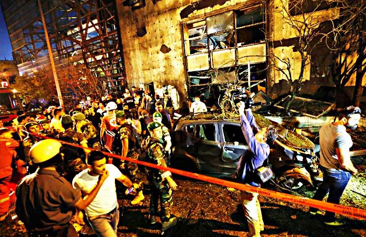 بعد تفجير بيروت..  مغردون: حزب الله يقف وراءه بسب العقوبات على أعضاءه