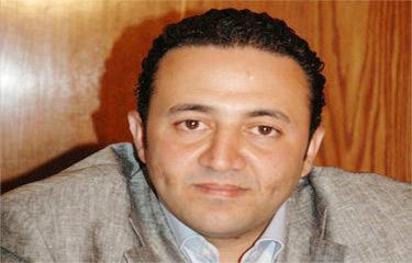 عبدالهادي: السيسي تخطى “موسوليني” والثوار سينتصرون