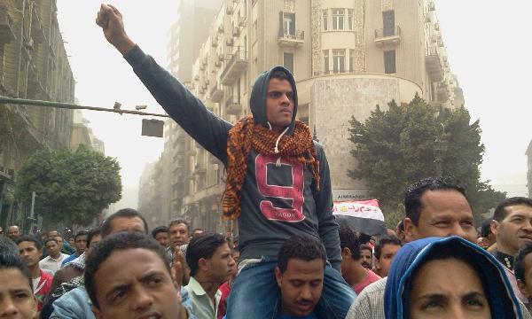 وقفة احتجاجية بطلعت حرب تضامنا مع”البلبيسى”و”عبودى”