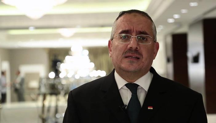 أبو خليل: خطوة البشير تعطي دفعة لاعتقال السيسي