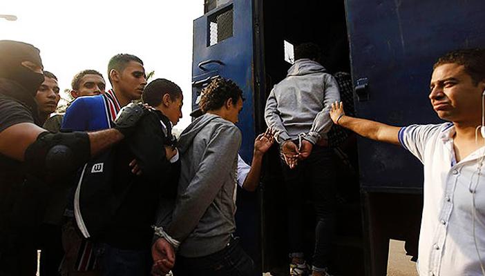 حملات أمنية لاعتقال المعارضين بعدة محافظات