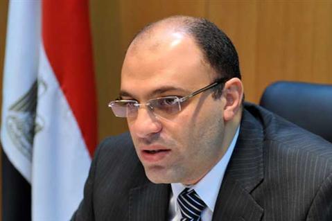 وزير الاستثمار يعرض علي”قنديل” مشروع “الخزانة”