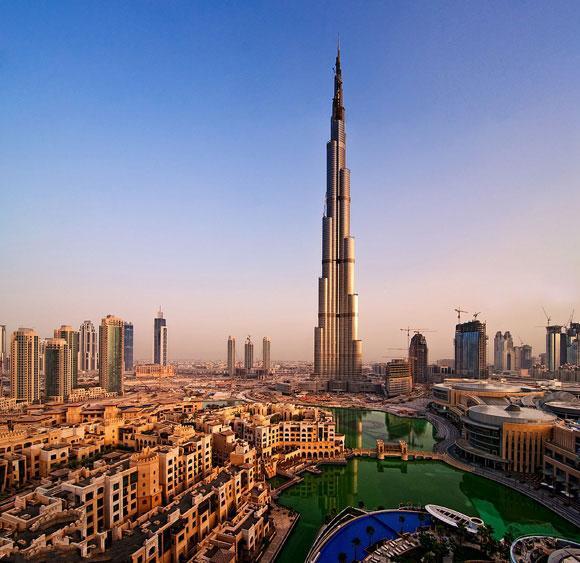سكان برج خليفة يفطرون رمضان وفق 3 توقيتات مختلفة