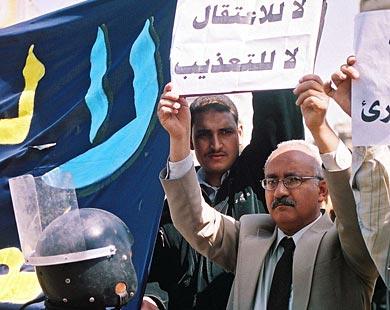 حقوقيي: التعذيب في مصر ممنهج ويمارس من عهد الفراعنة