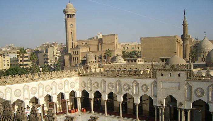 بالفيديو.. صلاة التراويح في أولى ليالي رمضان داخل الجامع الأزهر