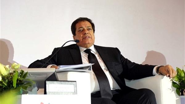 بعد إلغاء تبرعه لمستشفى سرطان.. تعرف على الوجه الحقيقي لـ أبو العينين