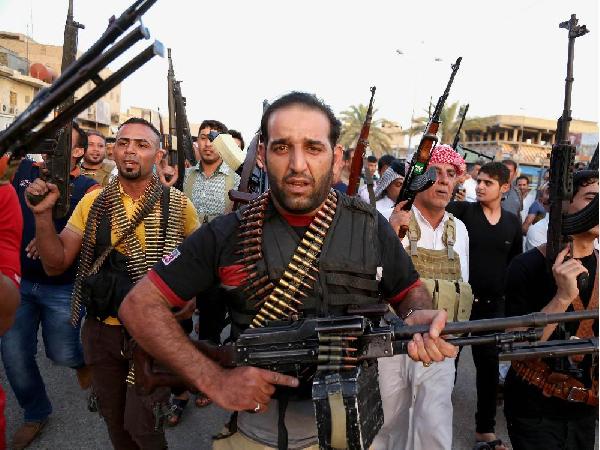 عسكر مصر يفتحون مخازن السلاح لشيعة العراق ضد السنة