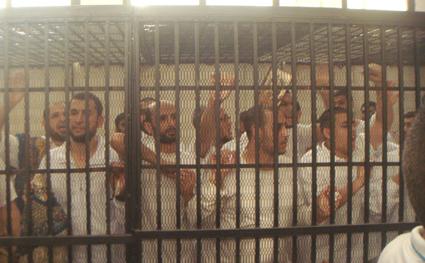 حبس نجل شقيق الرئيس مرسي وآخرين 15 يومًا