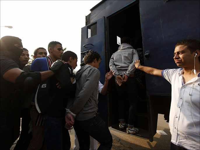 طلاب الأزهر يتعرضون للتعذيب بطرة بعد الحكم عليهم بـ 7 سنوات