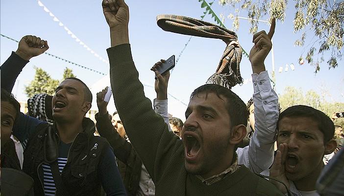 مقتل 12 من المليشيات الحوثية باليمن في هجوم للمقاومة الشعبية