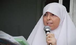 عائشة الشاطر تنفى امتلاكها حساب أخر على “فيس بوك”