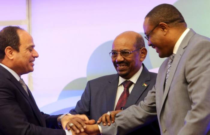 «السيسي» «عنتيبي».. طريق ضياع حصة مصر من مياه النيل