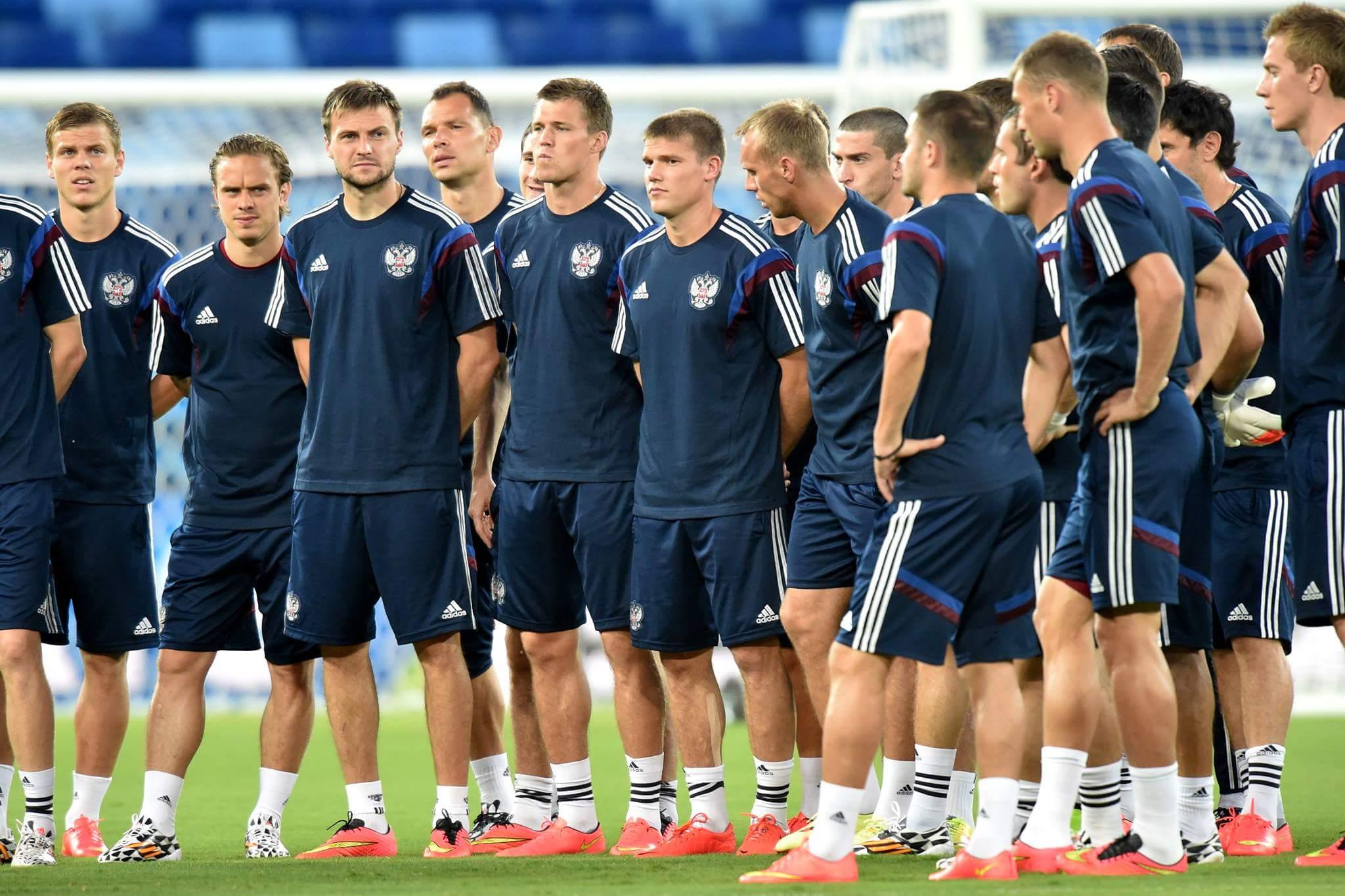 «الفيفا» تفتح تحقيقا واسعا في تناول لاعبين روس للمنشطات