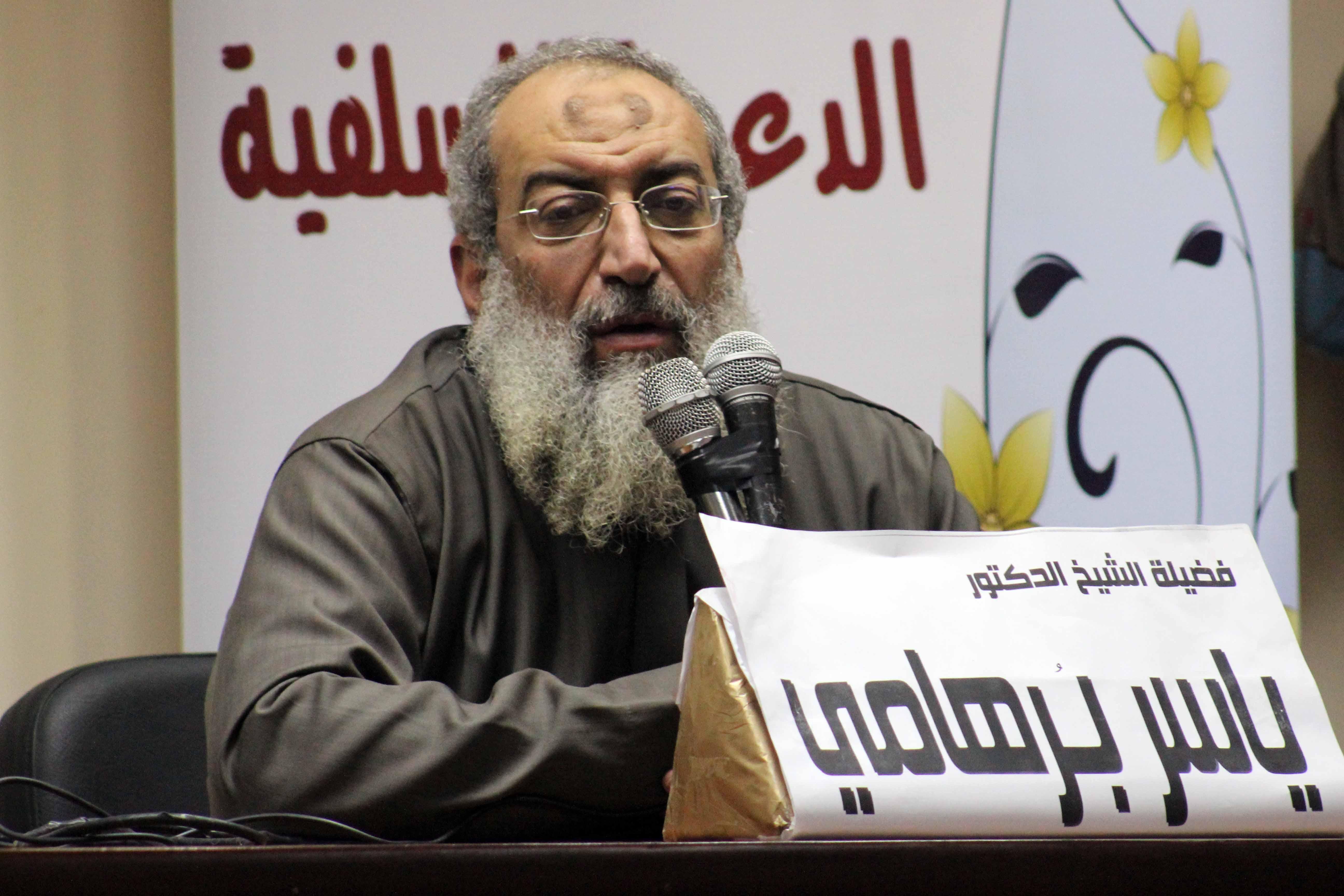 حقيقة اقتحام السلفيين لمسجد الخلفاء الراشدين بالإسكندرية