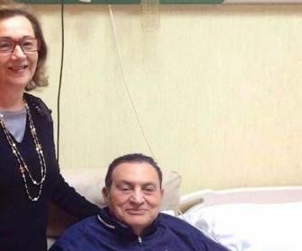 مذيع “صدى البلد” يهنئ مبارك بالعاشر من رمضان: عرفت قيمتك