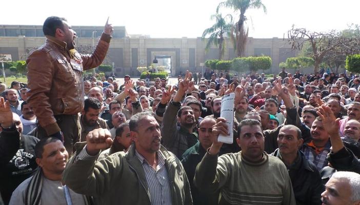 إضراب العاملين بمركز الحروق في أسيوط بسبب سوء المعاملة