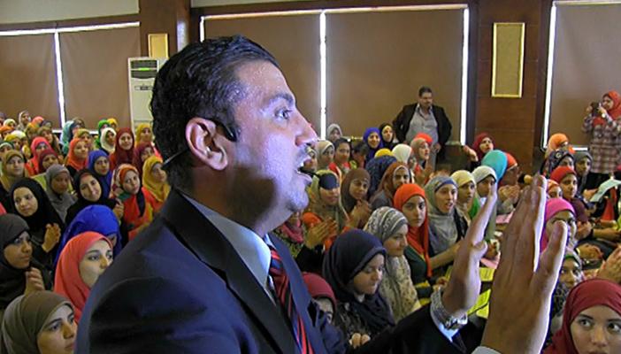 التعليم في مصر.. على “الطبلة” كله يحفظ