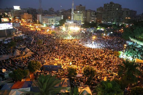 انضمام أعضاء من 6ابريل الى متظاهري رابعة العدوية