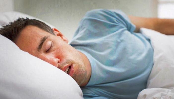 من تساقط الأسنان إلى الموت.. بالفيديو.. أشهر 10 “كوابيس” يراها الإنسان