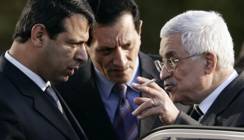 «حماس» ترفض طلبا من «عباس» بعدم التفاهم مع «دحلان»