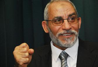 بديع: الملايين سيبقون في الشوارع إلى أن يعود الرئيس