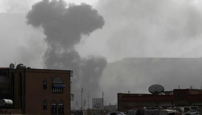 “التحالف العربي” يشن غارات على الحوثيين بجنوب صنعاء