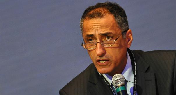 خبراء عن قرار رفع أسعار الفائدة: ضربة جديدة للاقتصاد المصري