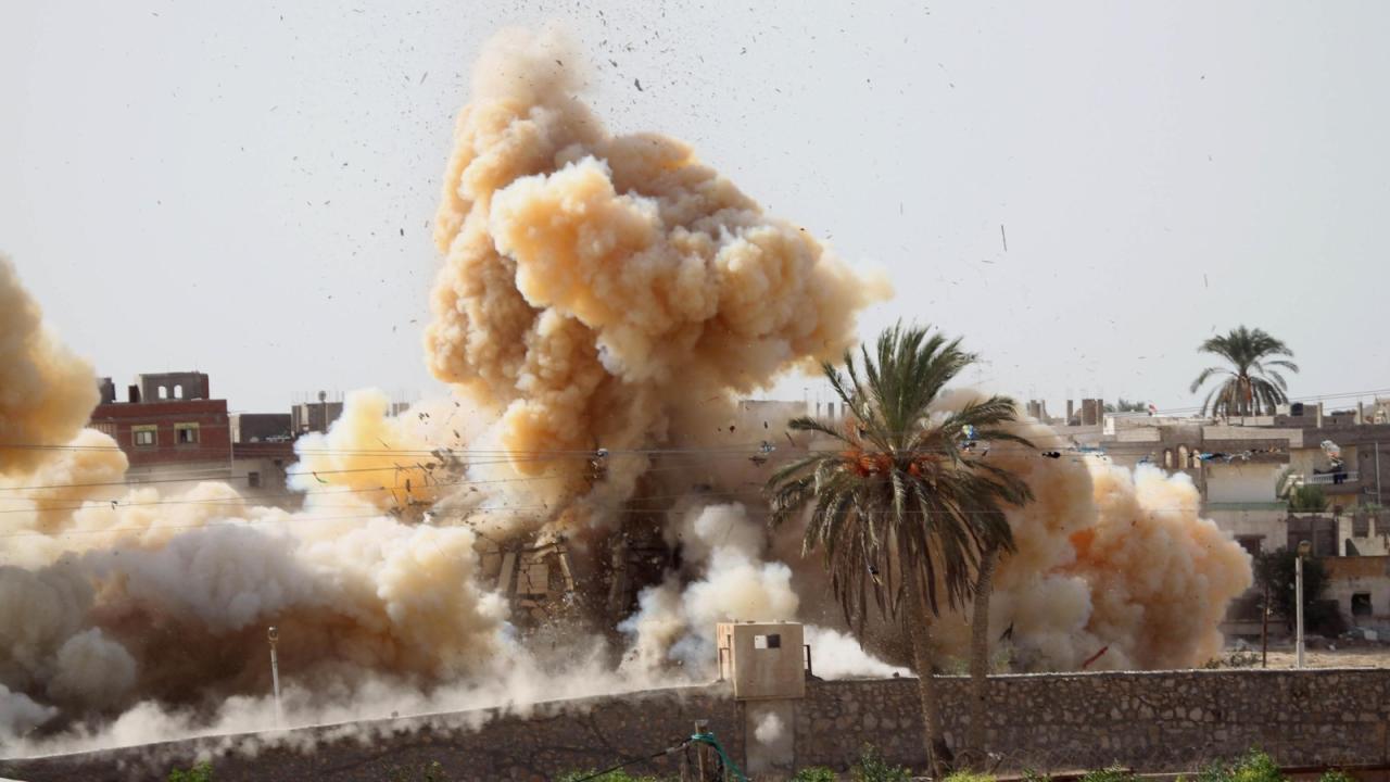 خاص لـ”رصد”: مقتل مجند وإصابة آخرين فى تفجير بالشيخ زويد