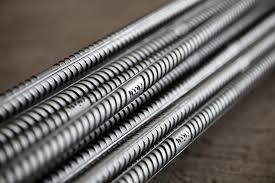 طن الحديد يقفز إلى 11 ألف جنيه.. خبير: تراجع الدعم يعمق خسائر القطاع