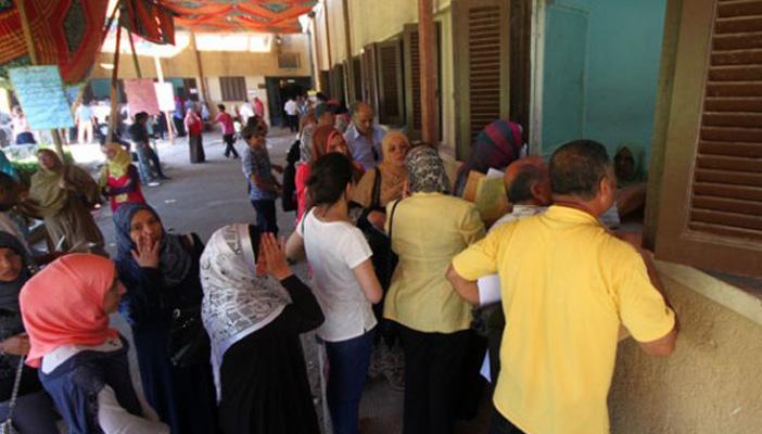 سحب 525 استمارة اختبار قدرات في جامعة بني سويف