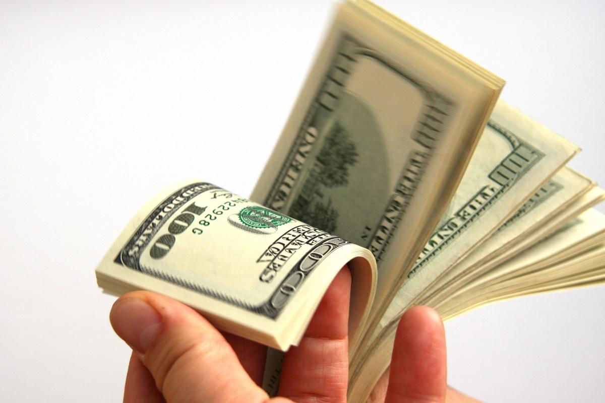 الدولار يستقر عند 11 جنيهًا للبيع في السوق السوداء