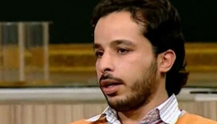 اعتقال ناشط سياسي أثناء سفره لزيارة زوجته في قطر